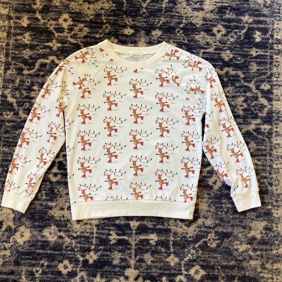 American Eagle Skating Reindeer with Christmas lights sweatshirt - Size Medium - Picture 6 of 9